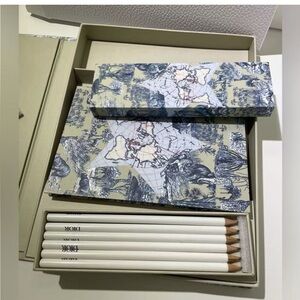DIOR EXCLUSIVE NOTEBOOK & PENCILS AROUND THE WORLD MOTIF STATIONERY SET